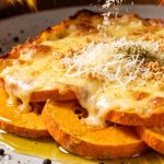 Gratin di zucca con 5 ingredienti: il piatto autunnale imperdibile