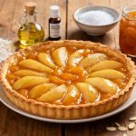 Ogni volta che la preparo, tutti vogliono la ricetta”: la crostata di pere e mandorle pronta in 15 minuti